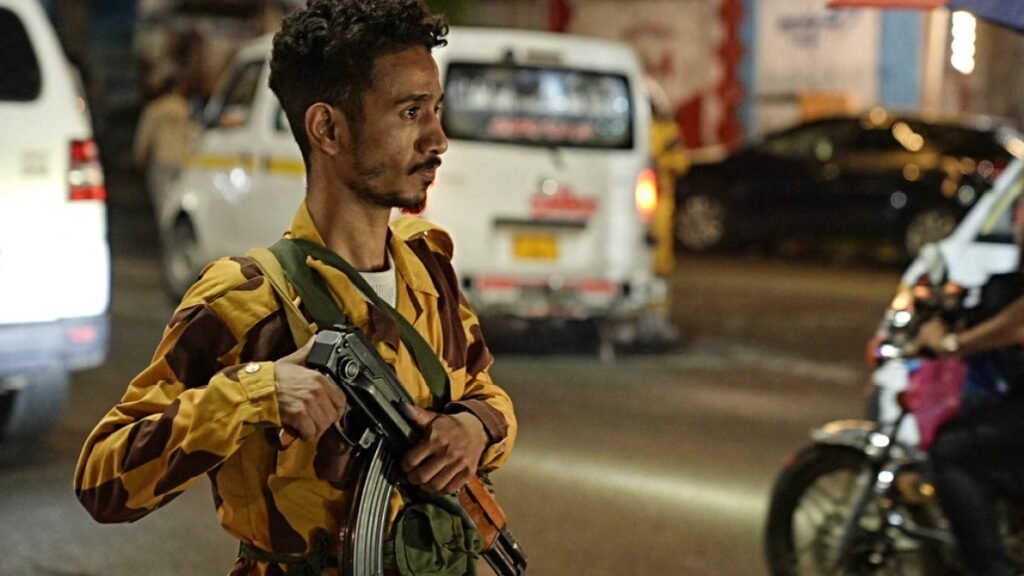 Yemen ordusu, yüzlerce saldırıyla Husileri hedef aldı, 700 kişi öldü