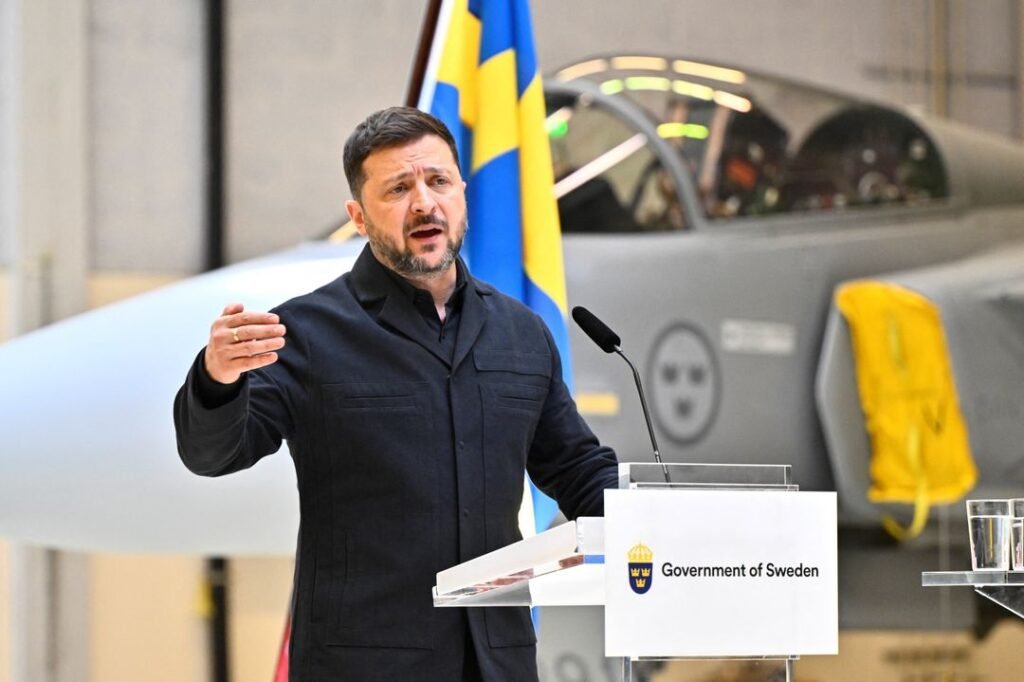 Zelenskyy, Moskova’nın ‘yeni doktrinine’ karşı Rus rafinerilerini hedef alacak Zelenskyy, Moskova'nın 'yeni doktrinine' karşı Rus rafinerilerini hedef alacak