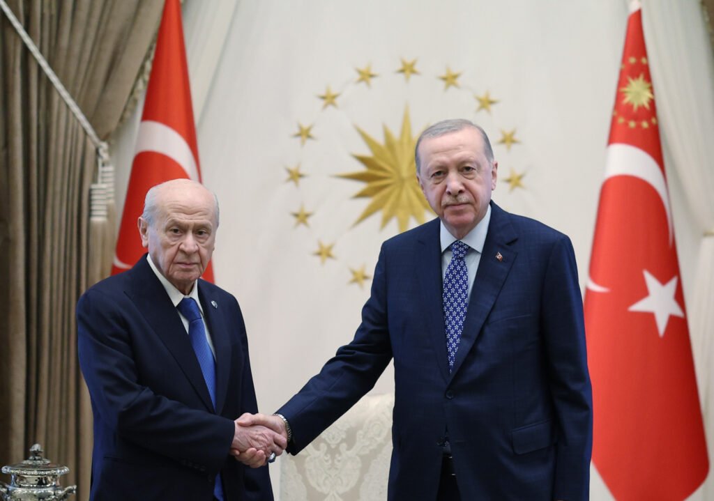 Erdoğan, Bahçeli ile görüştü