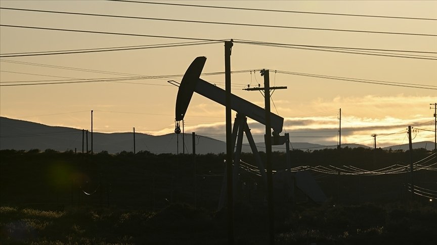 Brent petrolün varili 110,34 dolardan işlem görüyor Brent petrolün varili 110,34 dolardan işlem görüyor