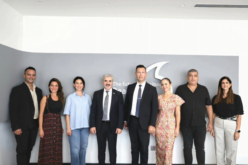 Devlet Opera ve Balesi'nden Telsim'e ziyaret
