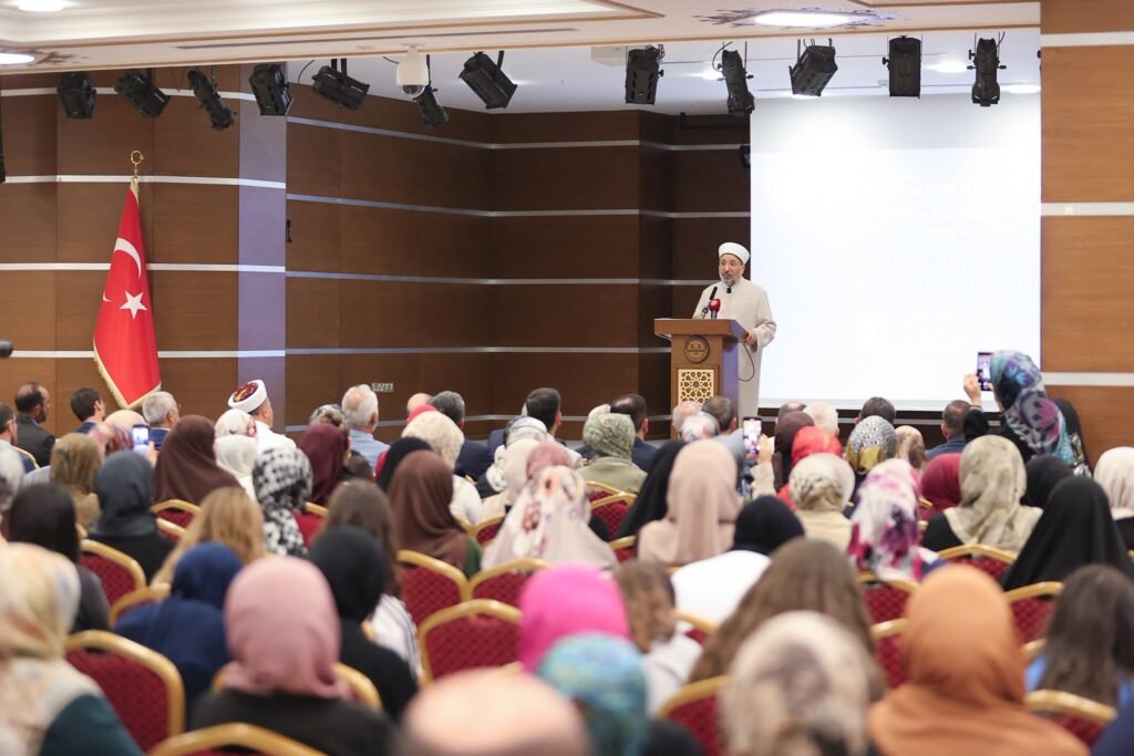 Türkiye Diyanet İşleri Başkanı Arpaguş KKTC'de din görevlileriyle buluştu