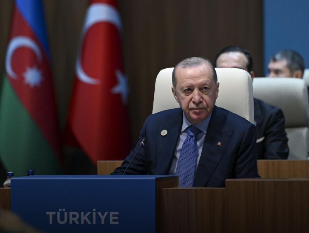 Erdoğan, TDT Devlet Başkanları Konseyi Zirvesi’nde konuştu: “Aile meclisimizin KKTC ile temaslarını artıracağına inanıyorum” Erdoğan, TDT Devlet Başkanları Konseyi Zirvesi'nde konuştu: "Aile meclisimizin KKTC ile temaslarını artıracağına inanıyo