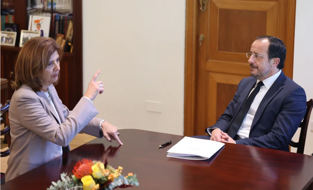 Hristodulidis: “Kıbrıs sorununun çözümünde ilerleme sağlanması mümkün” Hristodulidis: "Kıbrıs sorununun çözümünde ilerleme sağlanması mümkün"