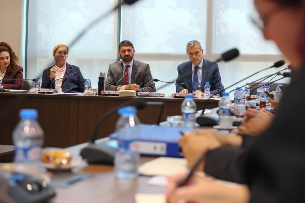 Gemi Faciasını Araştırma Komitesi toplandı
