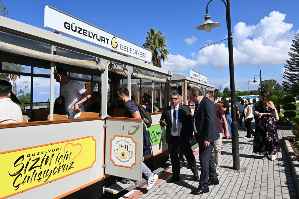 Güzelyurt Belediyesi üniversite öğrencilerini kentle buluşturdu