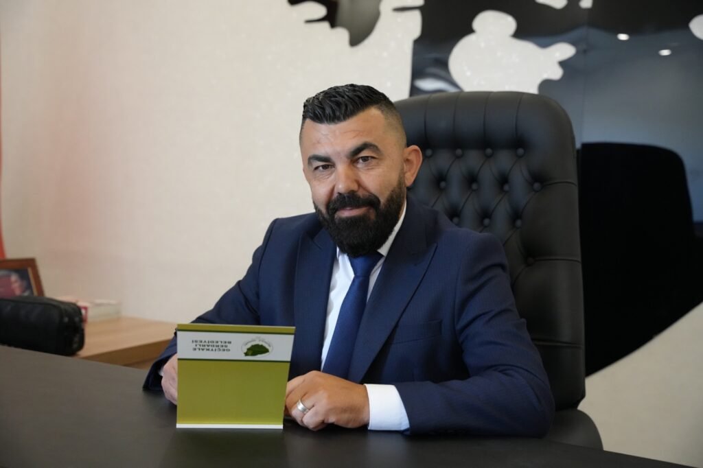 Kasım: “Altı köydeki kırsal kesim arsalarının asfalt ve altyapı projeleri onaylandı” Kasım: “Altı köydeki kırsal kesim arsalarının asfalt ve altyapı projeleri onaylandı”