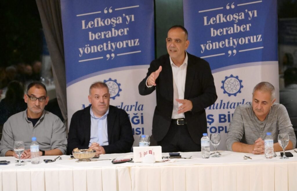 LTB Başkanı Harmancı muhtarlarla bir araya geldi LTB Başkanı Harmancı muhtarlarla bir araya geldi
