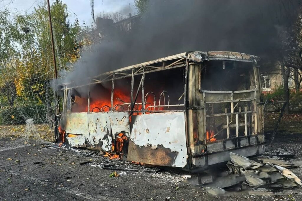 Rusya, Ukrayna'da otobüsü hedef aldı: 30 ölü, 18 yaralı var