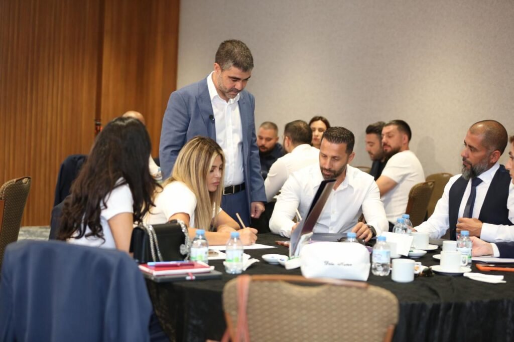 UBP’nin LTB Başkan adayı Aktunç, UBP meclis adaylarıyla buluştu UBP'nin LTB Başkan adayı Aktunç, UBP meclis adaylarıyla buluştu