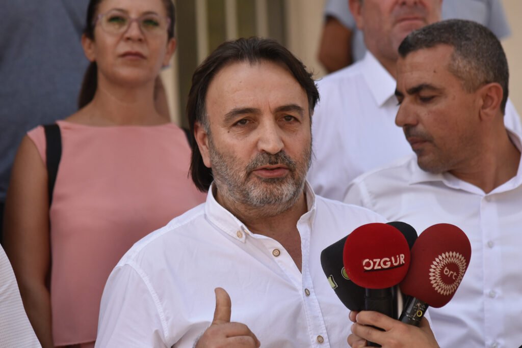 Atan, tüp gaz zammına tepki gösterdi Atan, tüp gaz zammına tepki gösterdi