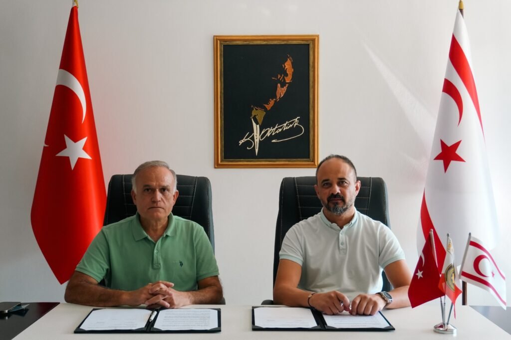 POLVAK ile Özant Dental Klinik arasında iş birliği protokolü imzalandı POLVAK ile Özant Dental Klinik arasında iş birliği protokolü imzalandı
