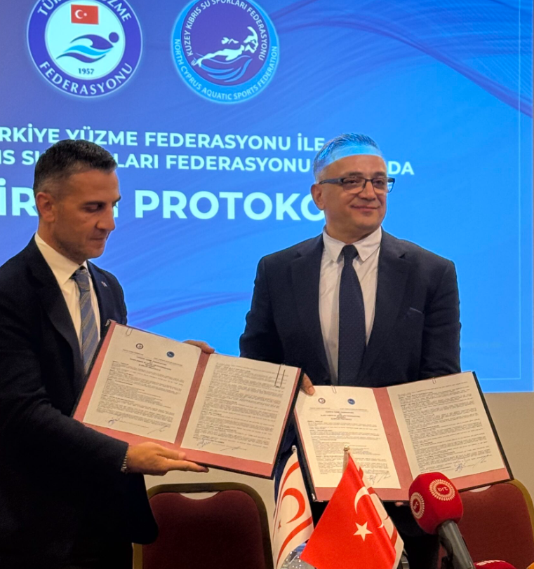 Kuzey Kıbrıs Su Sporları Federasyonu ile Türkiye Yüzme Federasyonu arasında protokol imzalandı Kuzey Kıbrıs Su Sporları Federasyonu ile Türkiye Yüzme Federasyonu arasında protokol imzalandı