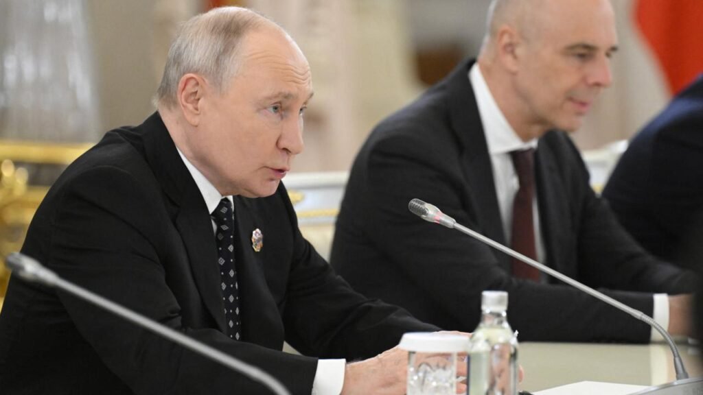Putin, Basra Körfezi'ndeki gelişmelerin Filistin'i unutturmaması gerektiğini söyledi