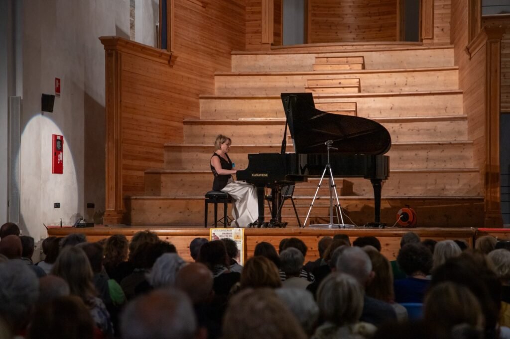 Rüya Taner, İtalya’da konser sezonunu açtı Rüya Taner, İtalya’da konser sezonunu açtı