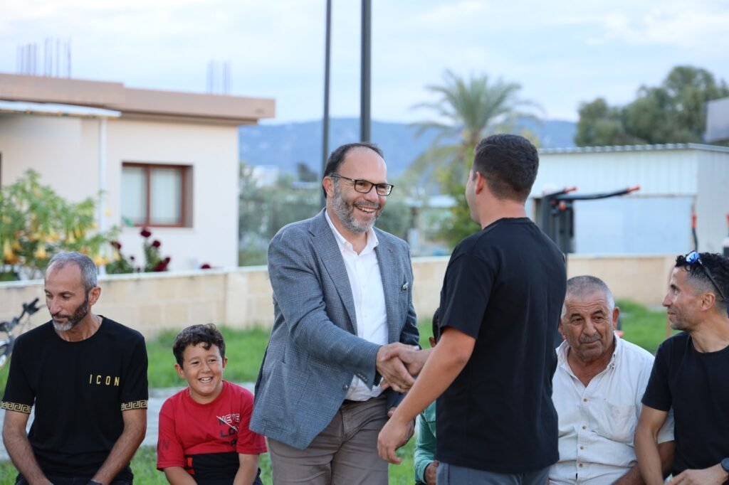 İskele Belediye Başkanı Sadıkoğlu, Tuzluca’da genç sporcularla bir araya geldi