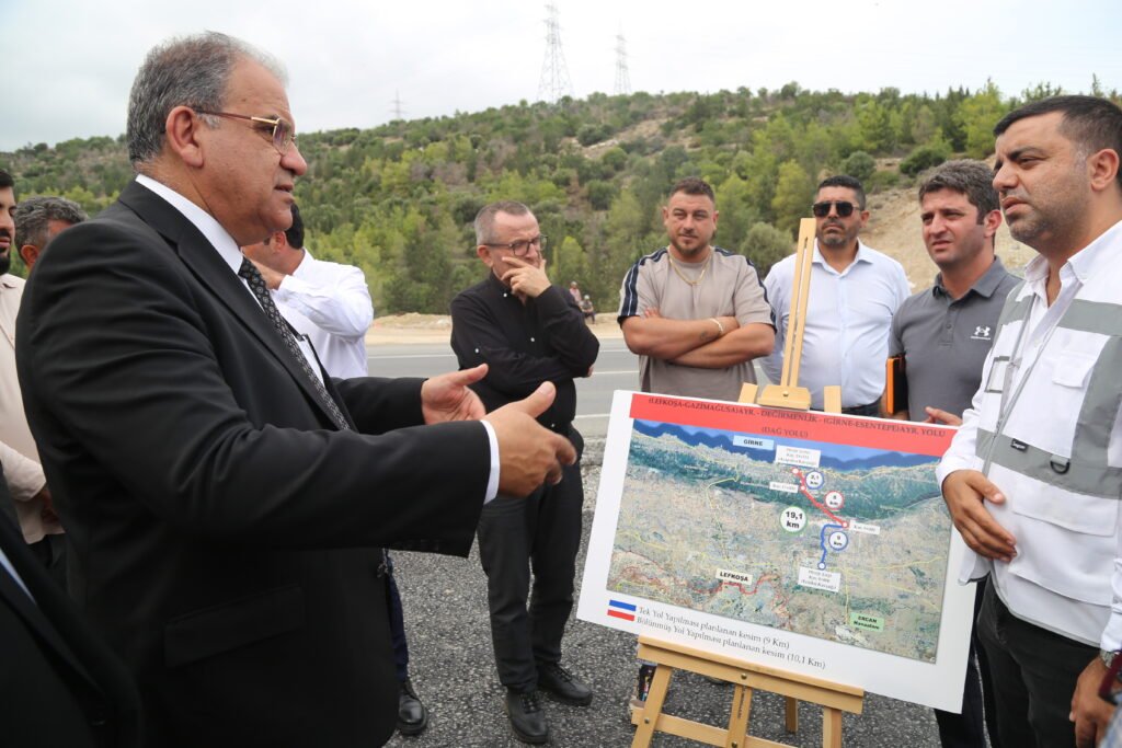 Bayındırlık Bakanı Sucuoğlu, Girne dağ yolunda incelemelerde bulundu