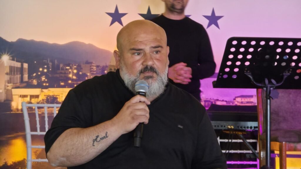 TEL-SEN Başkanlığına Ömer Gedik getirildi TEL-SEN Başkanlığına Ömer Gedik getirildi