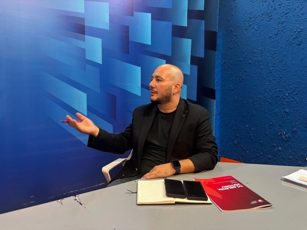 Ekinci: “Hedefimiz sadece Meclis’e dönmek değil, toplumun gündemini Meclis’e taşımak” Ekinci: “Hedefimiz sadece Meclis’e dönmek değil, toplumun gündemini Meclis’e taşımak”