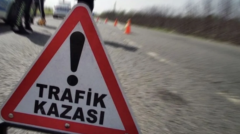 Üç trafik kazası; 7 yaralı, 1 tutuklu Üç trafik kazası; 7 yaralı, 1 tutuklu