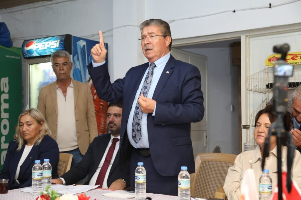 Üstel: “6 Aralık’ta daha güçlü çıkacağız, istikrarla hizmete devam edeceğiz” Üstel: “6 Aralık’ta daha güçlü çıkacağız, istikrarla hizmete devam edeceğiz”