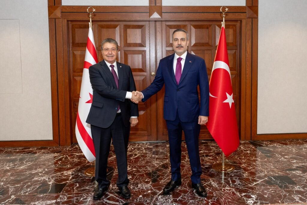 Üstel-Fidan görüşmesinde ülke ve bölgedeki son gelişmeler ele alındı Üstel-Fidan görüşmesinde ülke ve bölgedeki son gelişmeler ele alındı