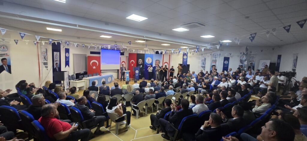 YDP’de aday belirleme seçimi için oylama başladı YDP’de aday belirleme seçimi için oylama başladı