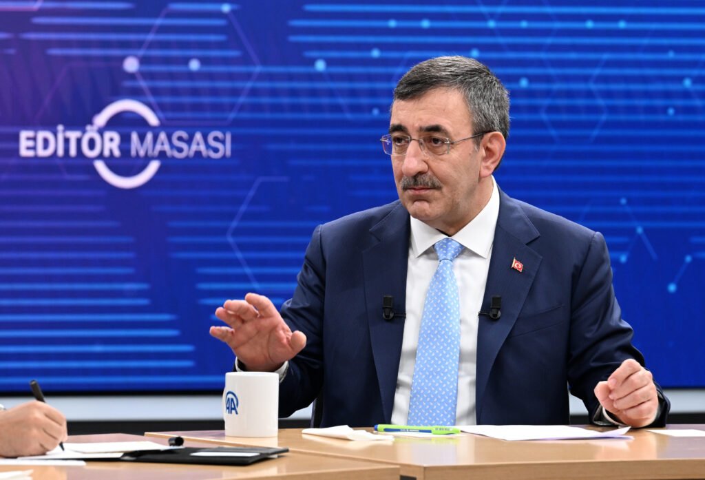 Yılmaz: “Türkiye Cumhuriyeti güçlüdür ve KKTC’nin yanındadır ve yanında olmaya da devam edecektir” Yılmaz: "Türkiye Cumhuriyeti güçlüdür ve KKTC’nin yanındadır ve yanında olmaya da devam edecektir"