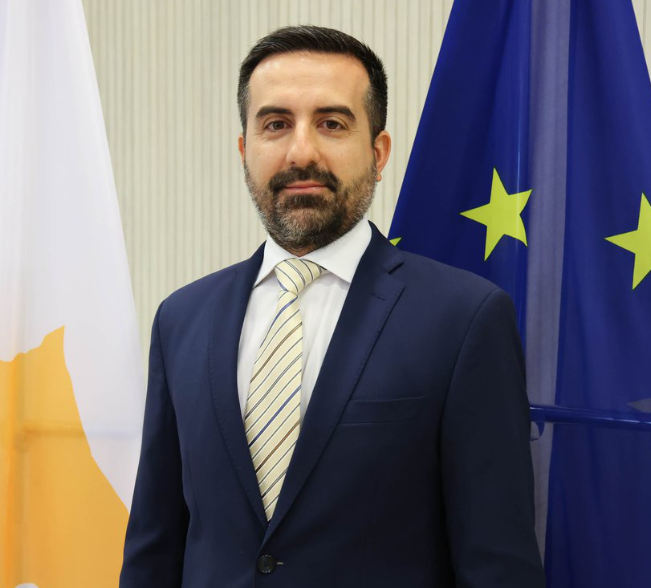 Rum müsteşar: “Kıbrıs Schengen’e hazır” Rum müsteşar: “Kıbrıs Schengen’e hazır”