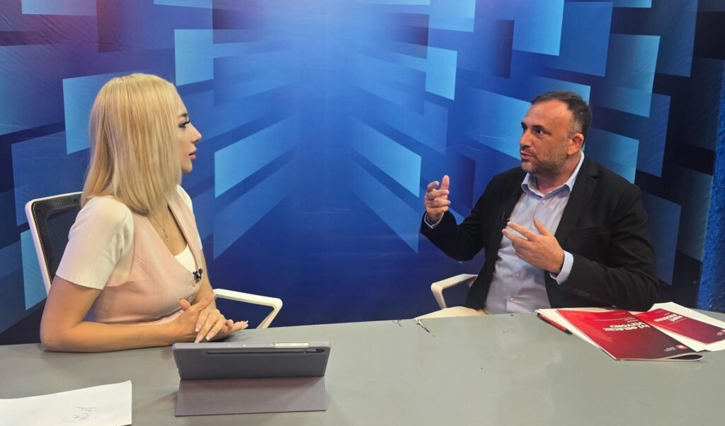 Çeler: “Mühür sadece bize değil, toplumun geleceğine vereceğiniz oydur” Çeler: “Mühür sadece bize değil, toplumun geleceğine vereceğiniz oydur”